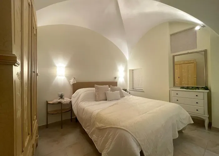 100m Dal Mare Nel Cuore Del Paese -centrostorico * Pietra Ligure